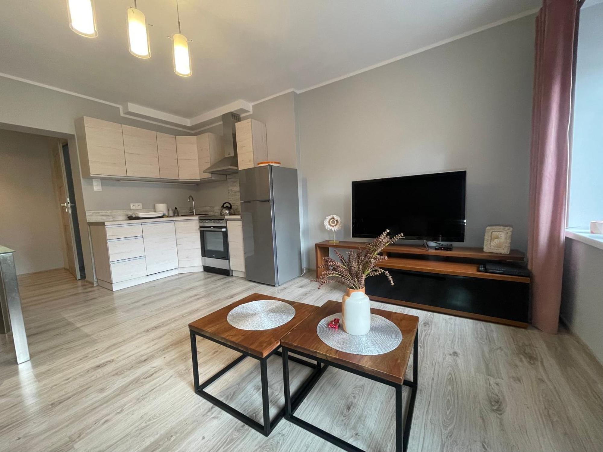 Apartament Przy Cieplickich Tezniach Еленя-Гура Экстерьер фото