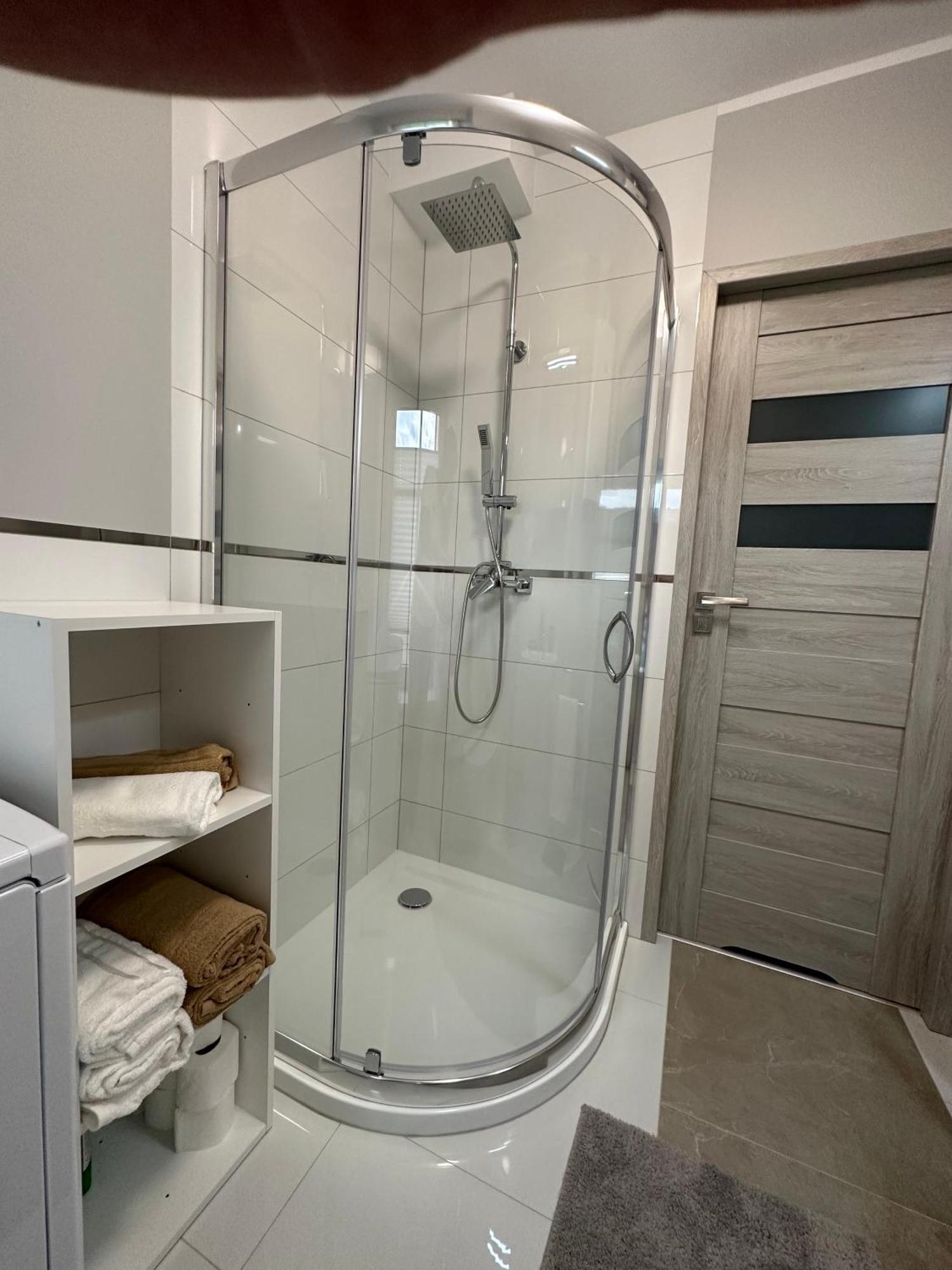 Apartament Przy Cieplickich Tezniach Еленя-Гура Экстерьер фото